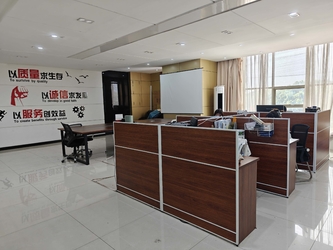 Changzhou Yingchuang Rotomolding Equipment Co,. Ltd 製造者の生産ライン