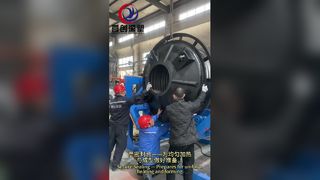 ロックンロール CF-5000: 離型剤を慎重にスプレーすることでスムーズな脱型が可能